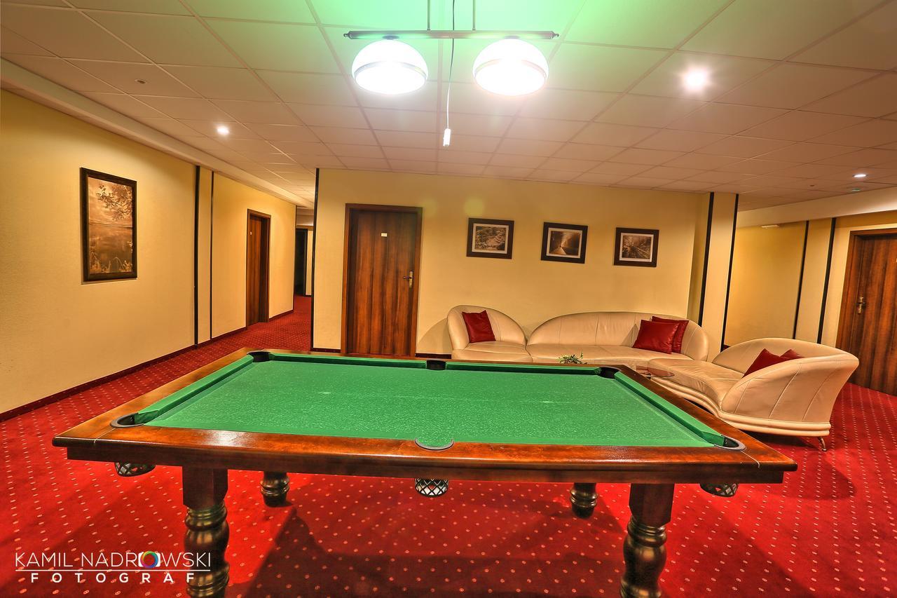 Hotel Zodiak Radomsko Ngoại thất bức ảnh